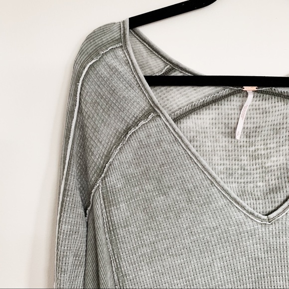 Free People // Thermal Top ✨ - Picture 3 of 4